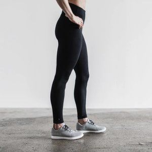 NOBULL High-Rise Tight ⅞ in Black Matte Size XS